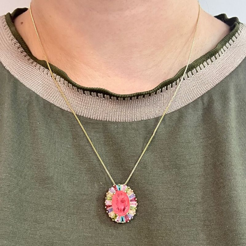 COLAR PINGENTE OVAL PEDRA E BAGUETES EM VOLTA