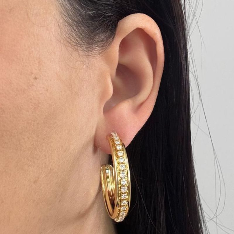 ARGOLA G DE TARRAXA COM FILEIRA EM ZIRCÔNIAS