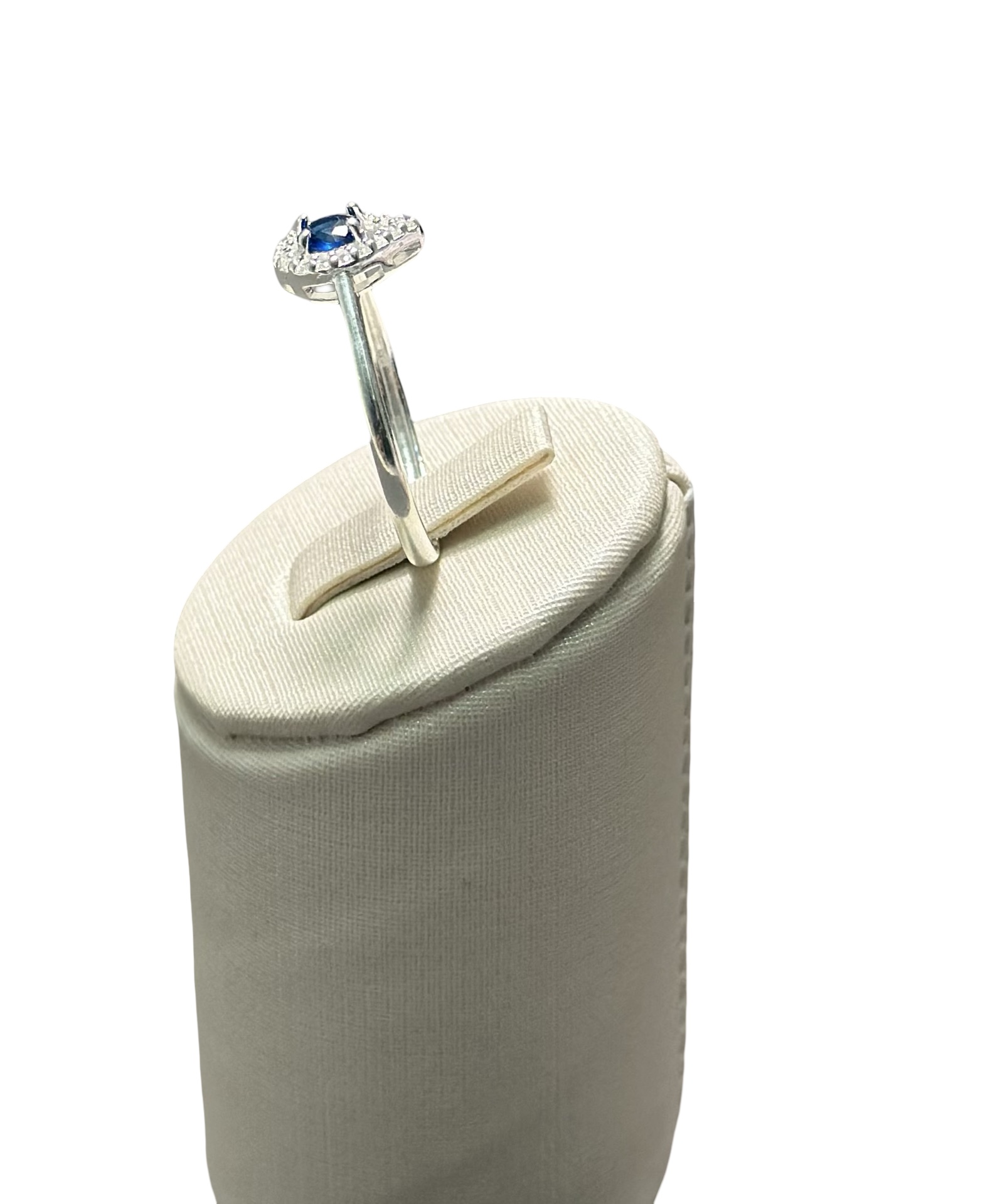 ANEL SOLITÁRIO GOTA C/ ZIRC. 4MM SAFIRA