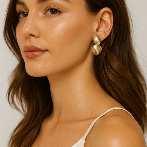 Brinco Triângulo Trabalhado