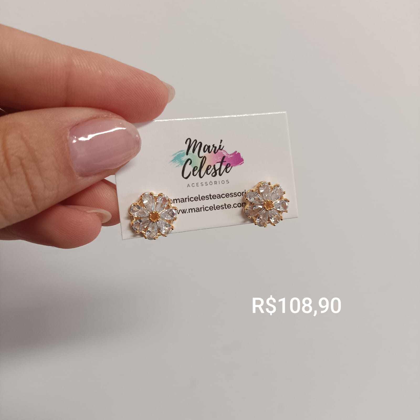 Brinco Flores Zircônias