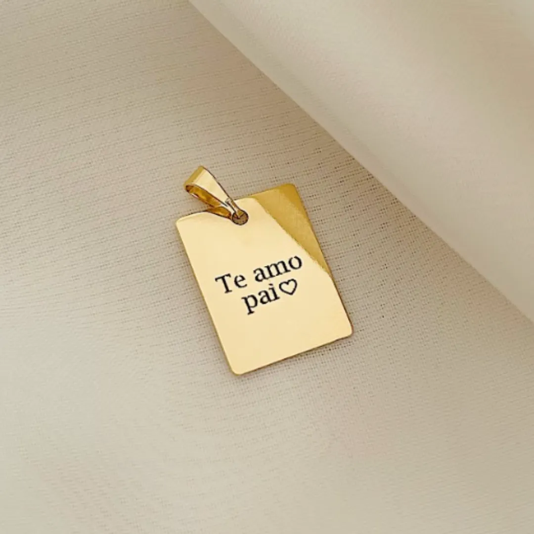COLAR PERSONALIZADO PLAQUINHA 15X20MM DOURADO. 60CM DE COMPRIMENTO. BANHADOS A OURO 18K.