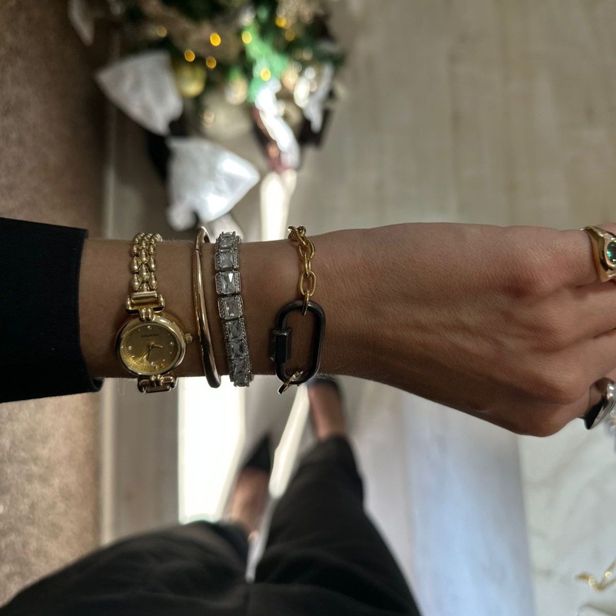 PULSEIRA CORRENTE FECHO CADEADO RÓDIO NEGRO BANHO OURO 18K