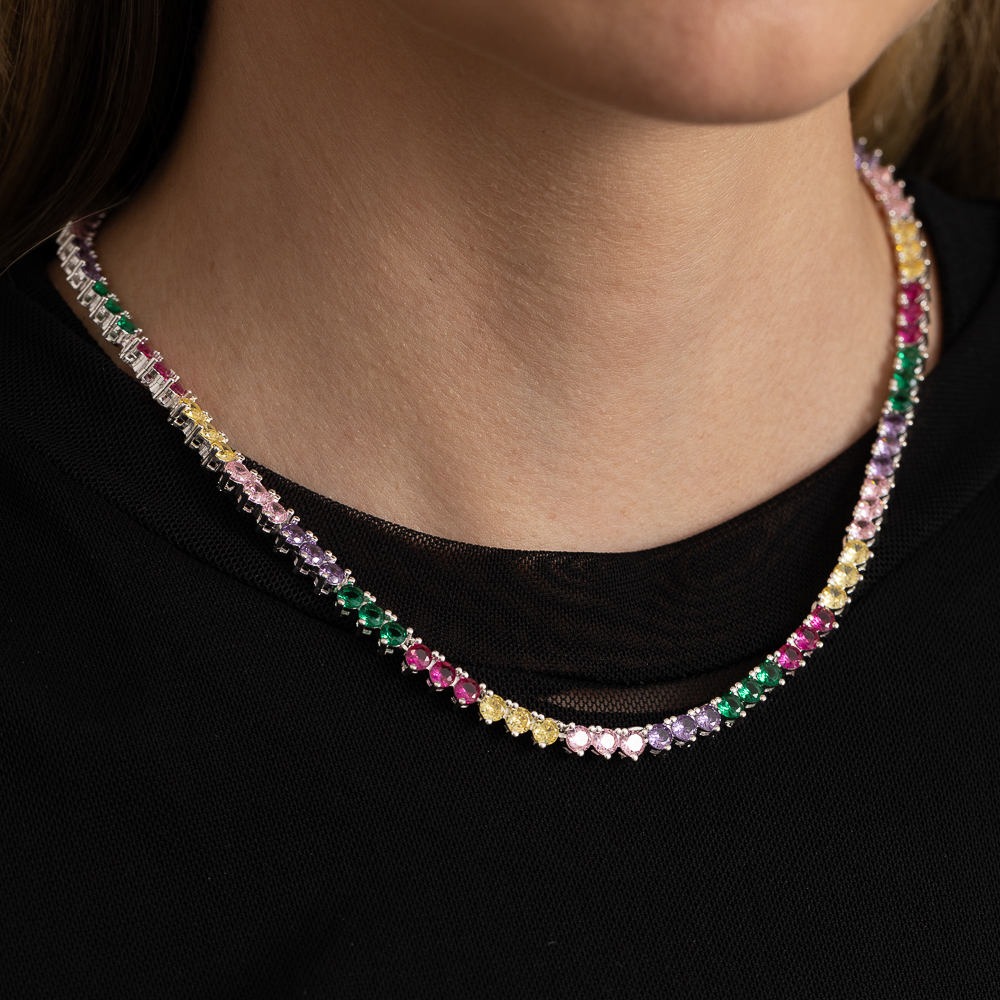 COLAR RIVIERA CRAVEJADO COM PEDRAS REDONDAS COLORIDAS BANHO PRATA