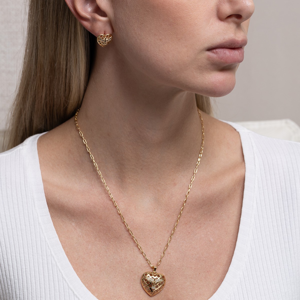 CONJUNTO CORAÇÃO ESPÍRITO SANTO BANHO OURO 18K