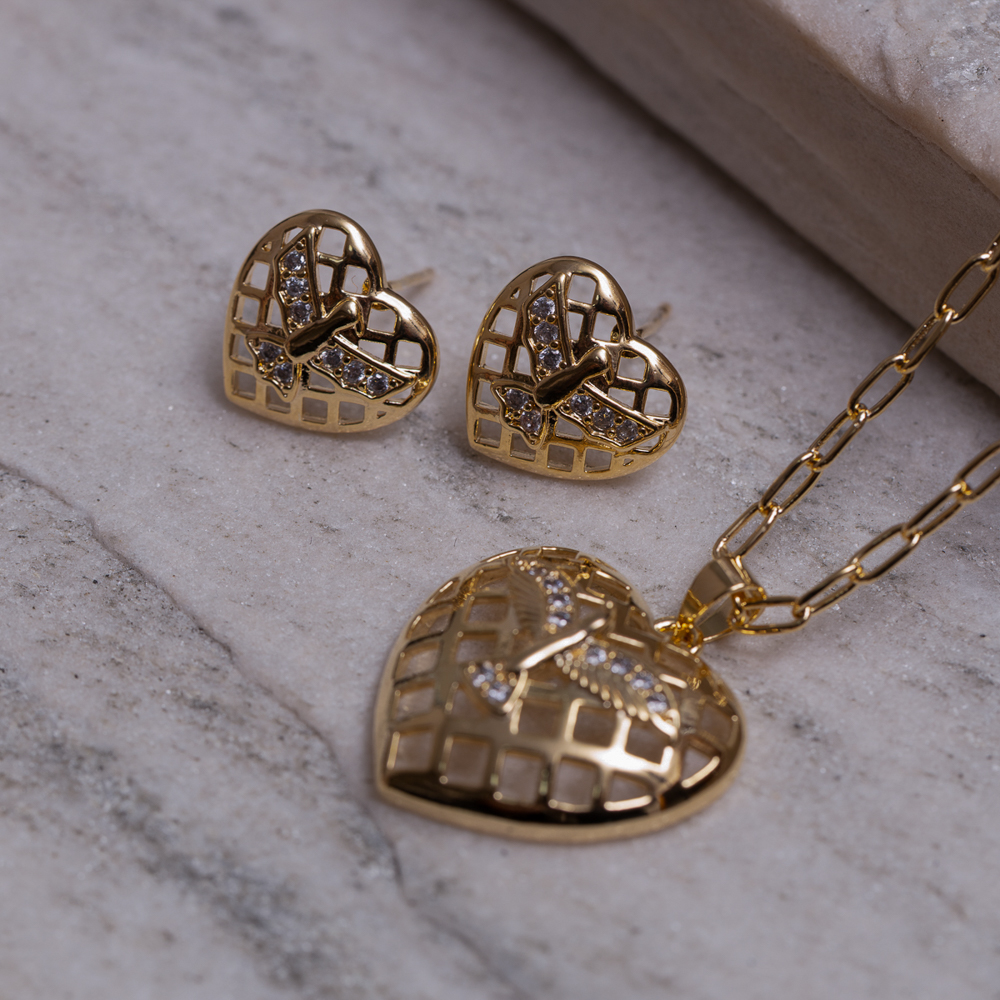 CONJUNTO CORAÇÃO ESPÍRITO SANTO BANHO OURO 18K
