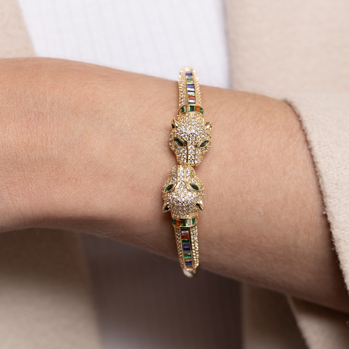 BRACELETE TIGRE COM ZIRCÔNIAS COLORIDAS BANHO OURO 18K