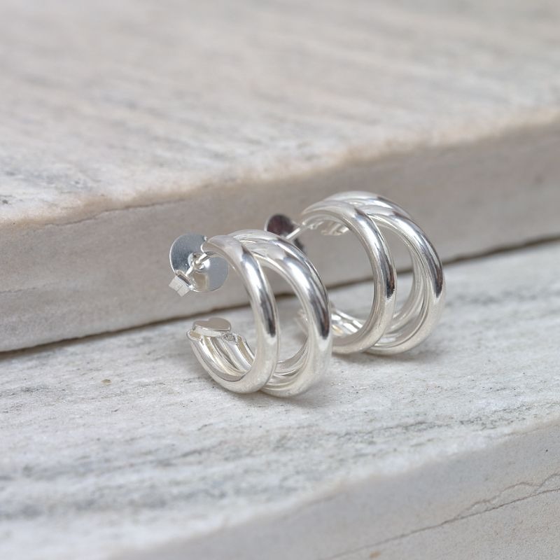 BRINCO ARGOLA TUBULAR TRIPLA P BANHO PRATA BRINCO ARGOLA TUBULAR TRIPLA P BANHO PRATA