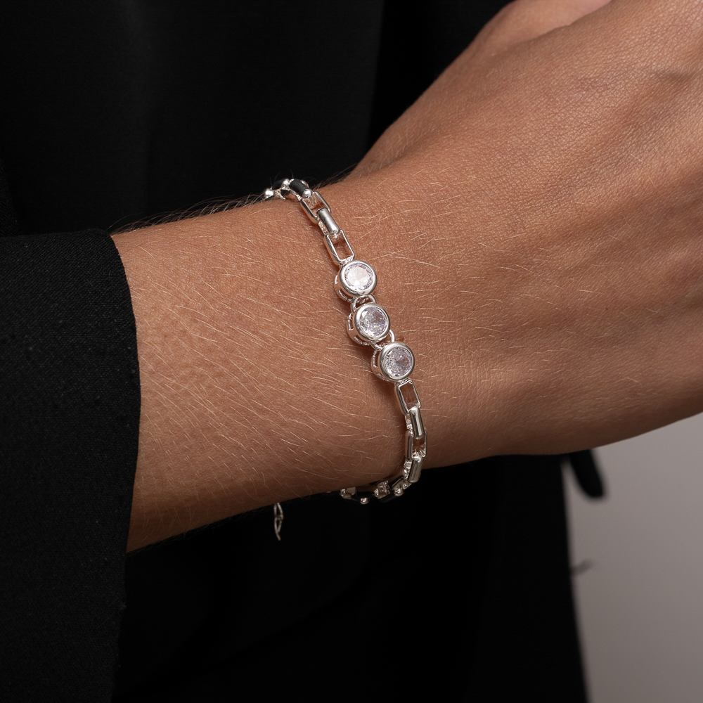 PULSEIRA ELOS CARTIER COM PEDRAS REDONDAS BANHO PRATA