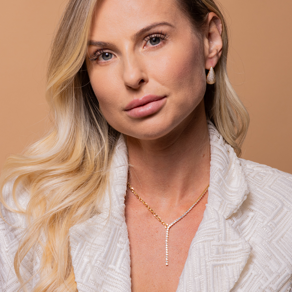 CHOKER PÊNDULO COM DUPLO ELO BANHO OURO 18K