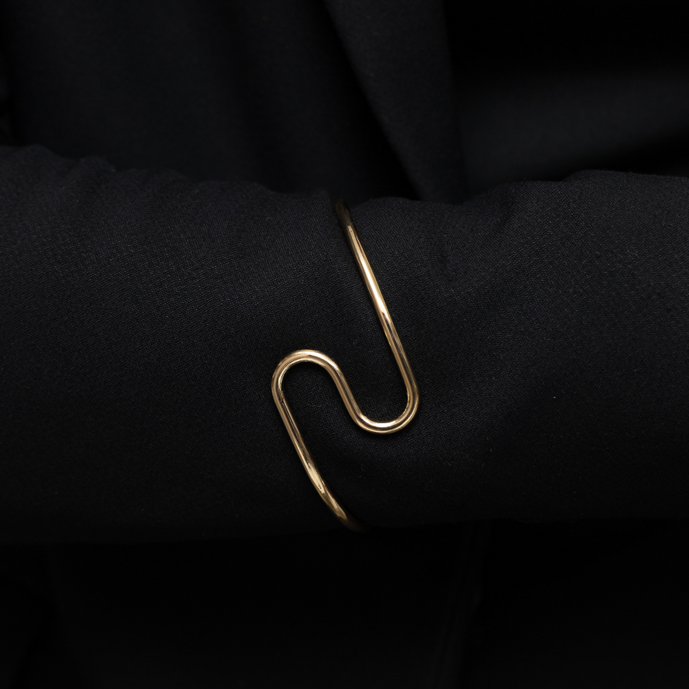 BRACELETE ORGÂNICO TORCIDO BANHO OURO 18K