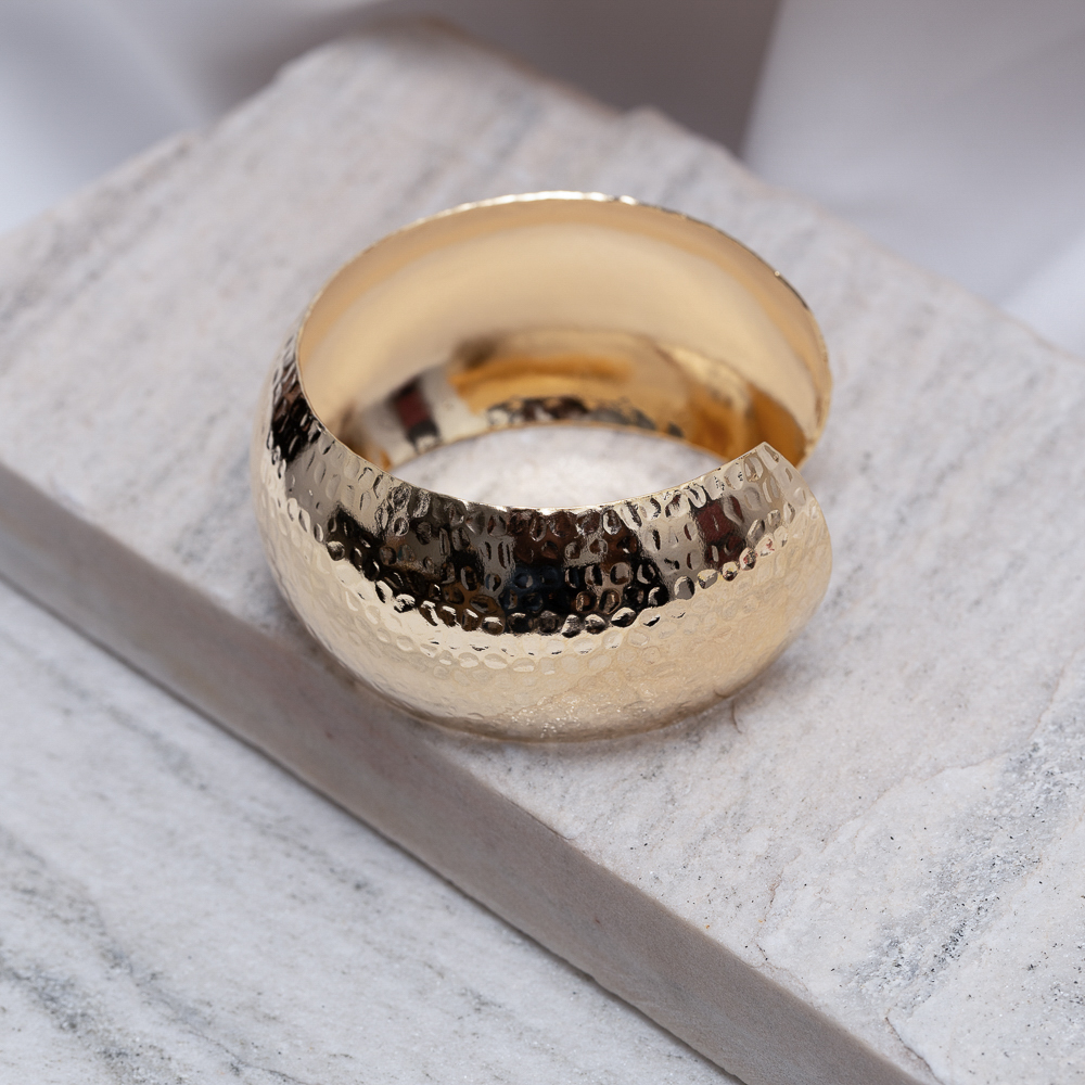 BRACELETE LARGO TRABALHADO G BANHO OURO 18K