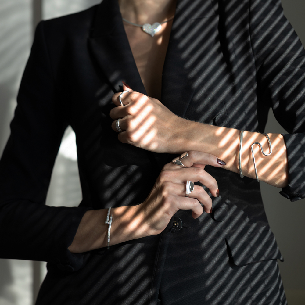 BRACELETE QUADRADO LISO BANHO PRATA