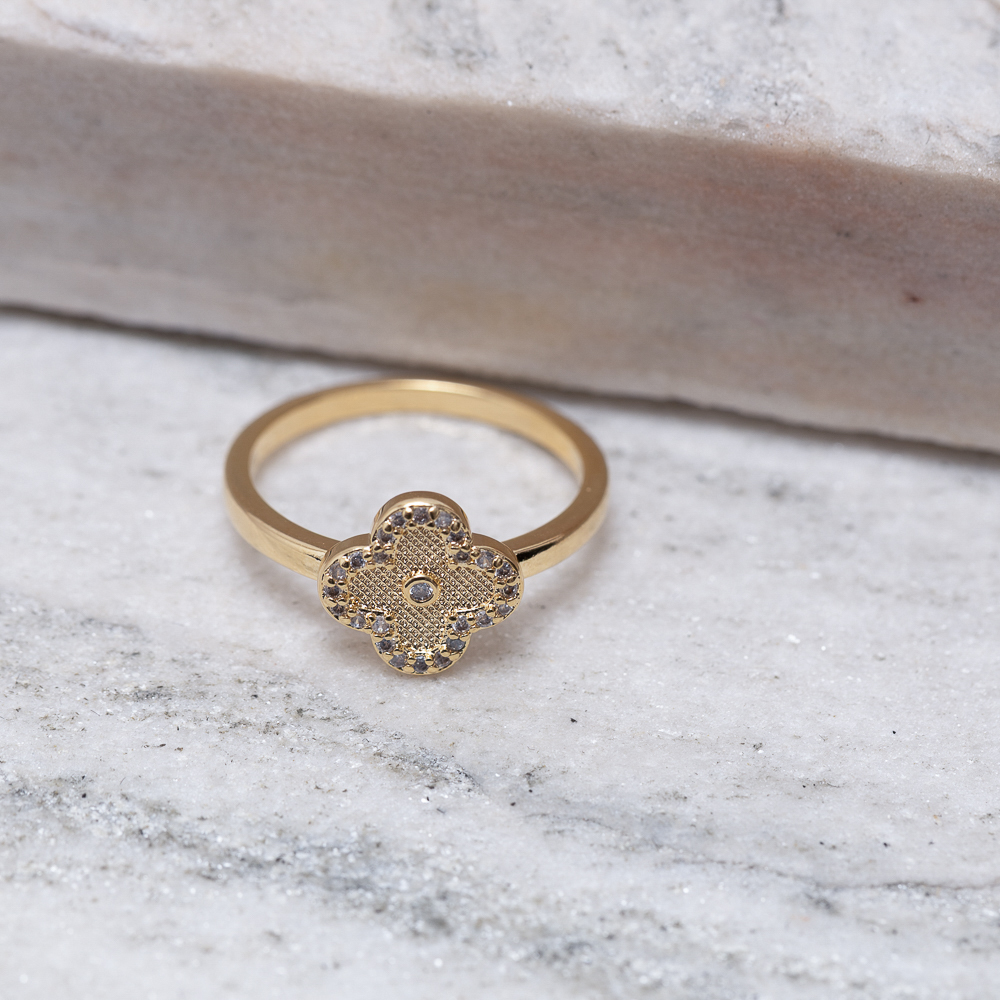 ANEL VIRGINIA CRAVEJADO CRISTAL BANHO OURO 18K