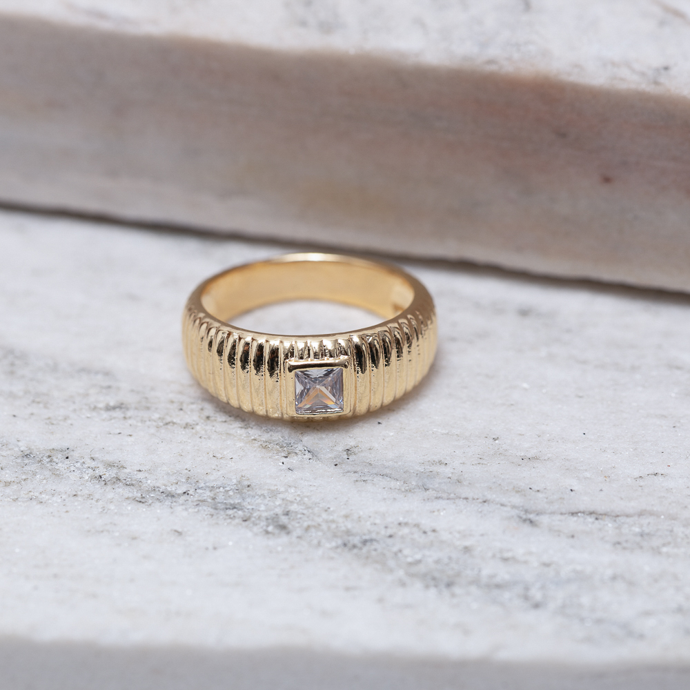 ANEL CARACOL COM PONTO DE LUZ QUADRADA BANHO OURO 18K