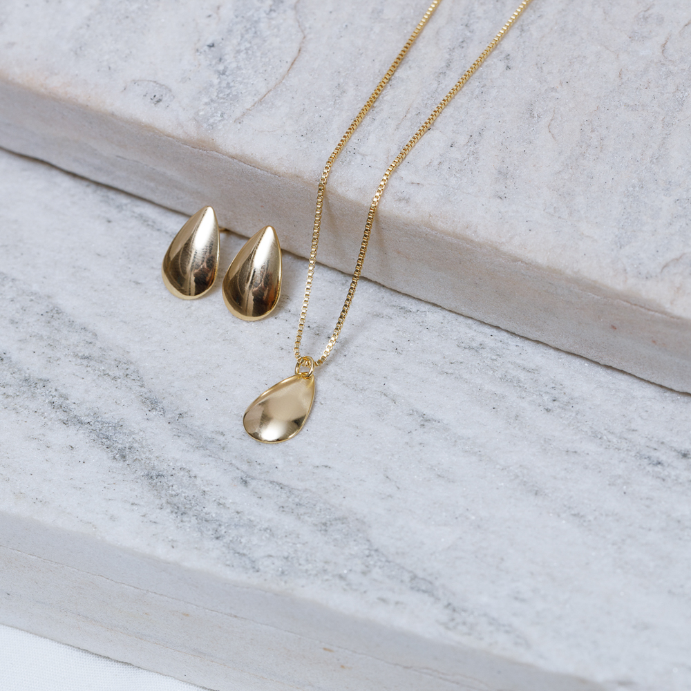 CONJUNTO GOTINHA LISA BANHO OURO 18K