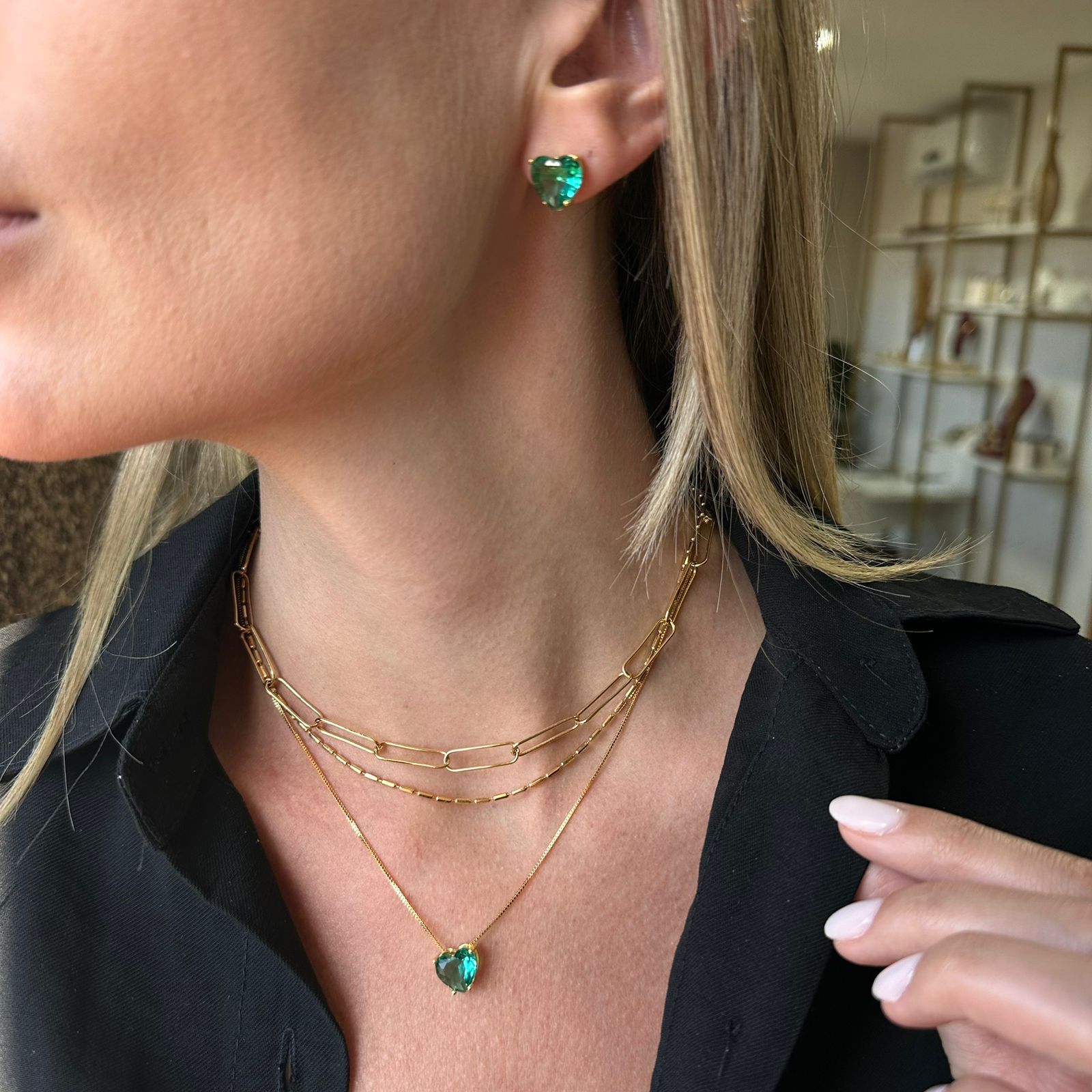 CONJUNTO CORAÇÃO PONTO DE LUZ VERDE TURQUESA BANHO OURO 18K