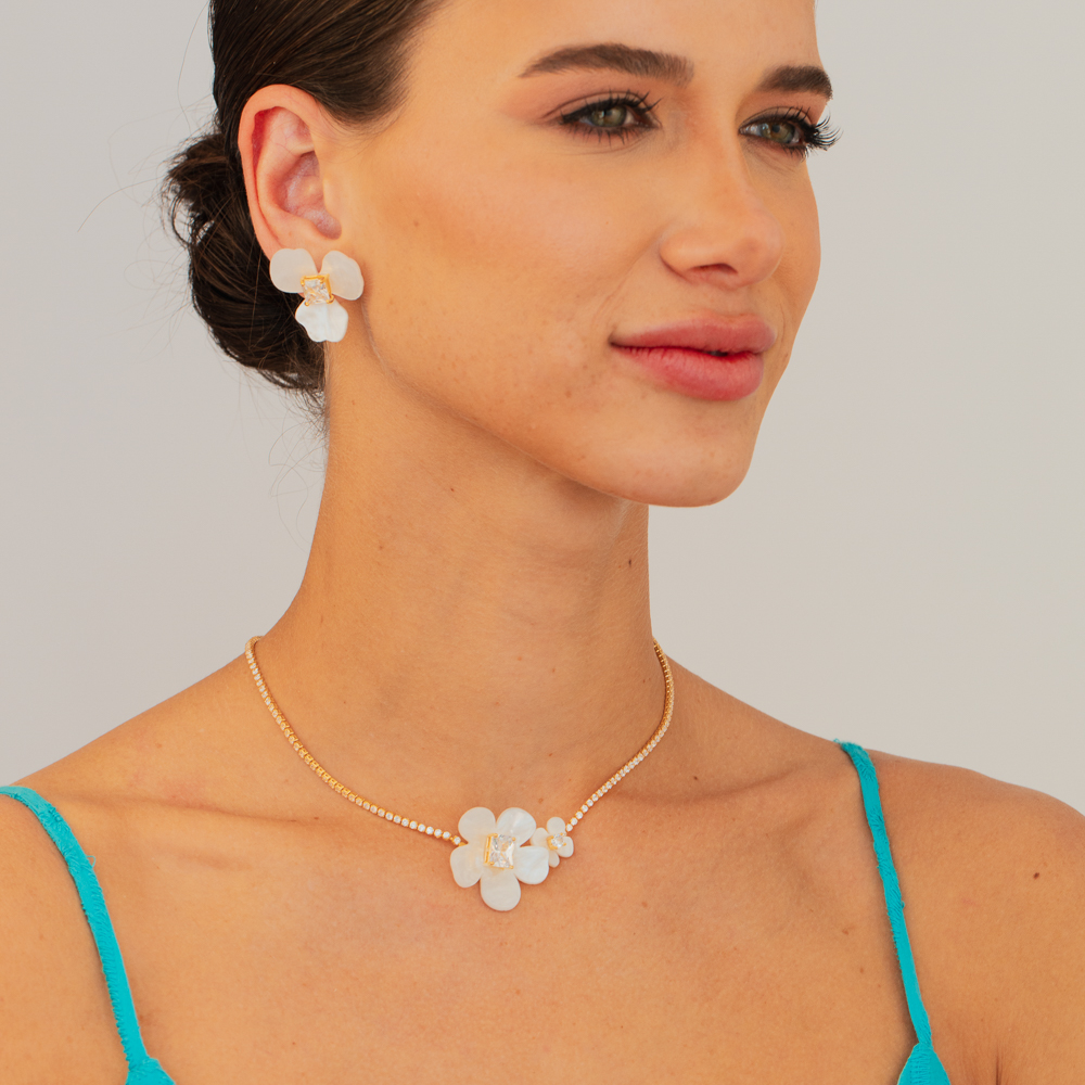 CONJUNTO FLOR LÍRIO BRANCO BANHO OURO 18K