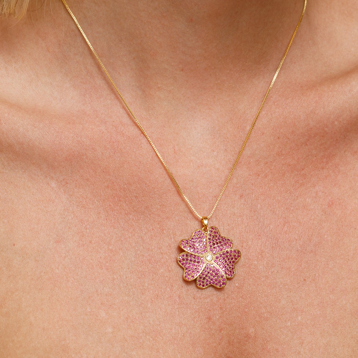 CONJUNTO FLOR DE AZALÉIA PINK BANHO OURO 18K