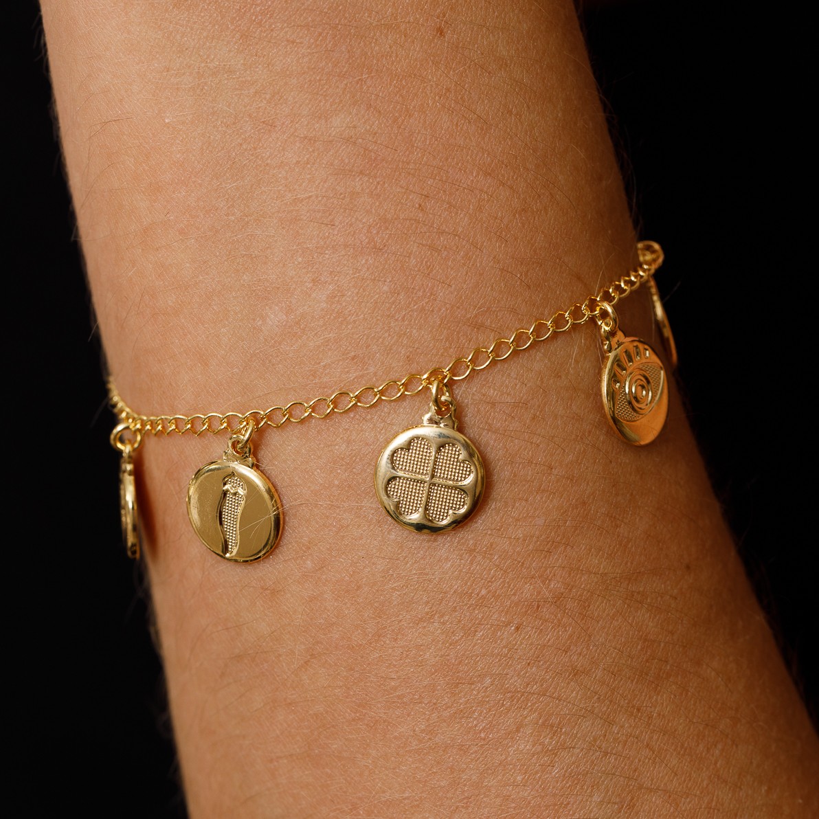 PULSEIRA MEDALHAS DA SORTE BANHO OURO 18K