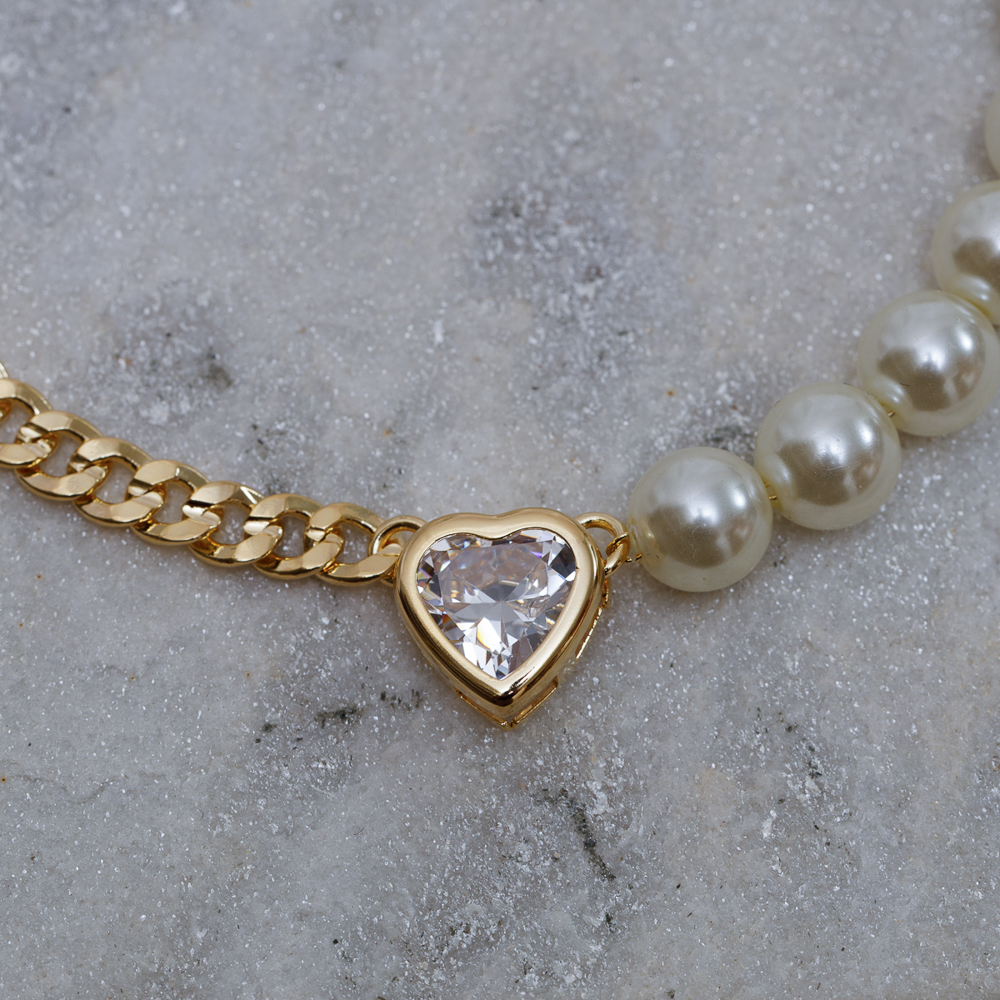 PULSEIRA ELOS GRUMET E PÉROLAS COM CORAÇÃO CRISTAL BANHO OURO 18K