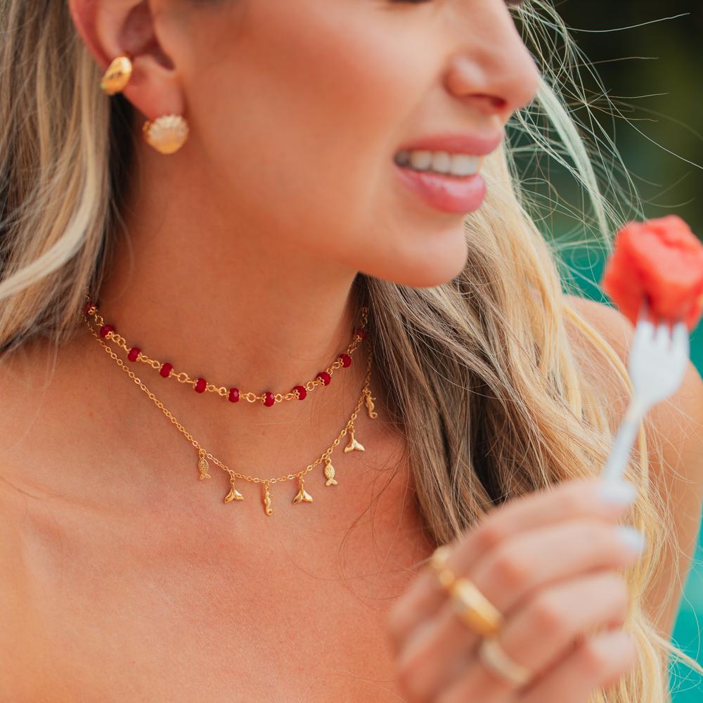 CHOKER BOLINHAS COR VINHO BANHO OURO 18K