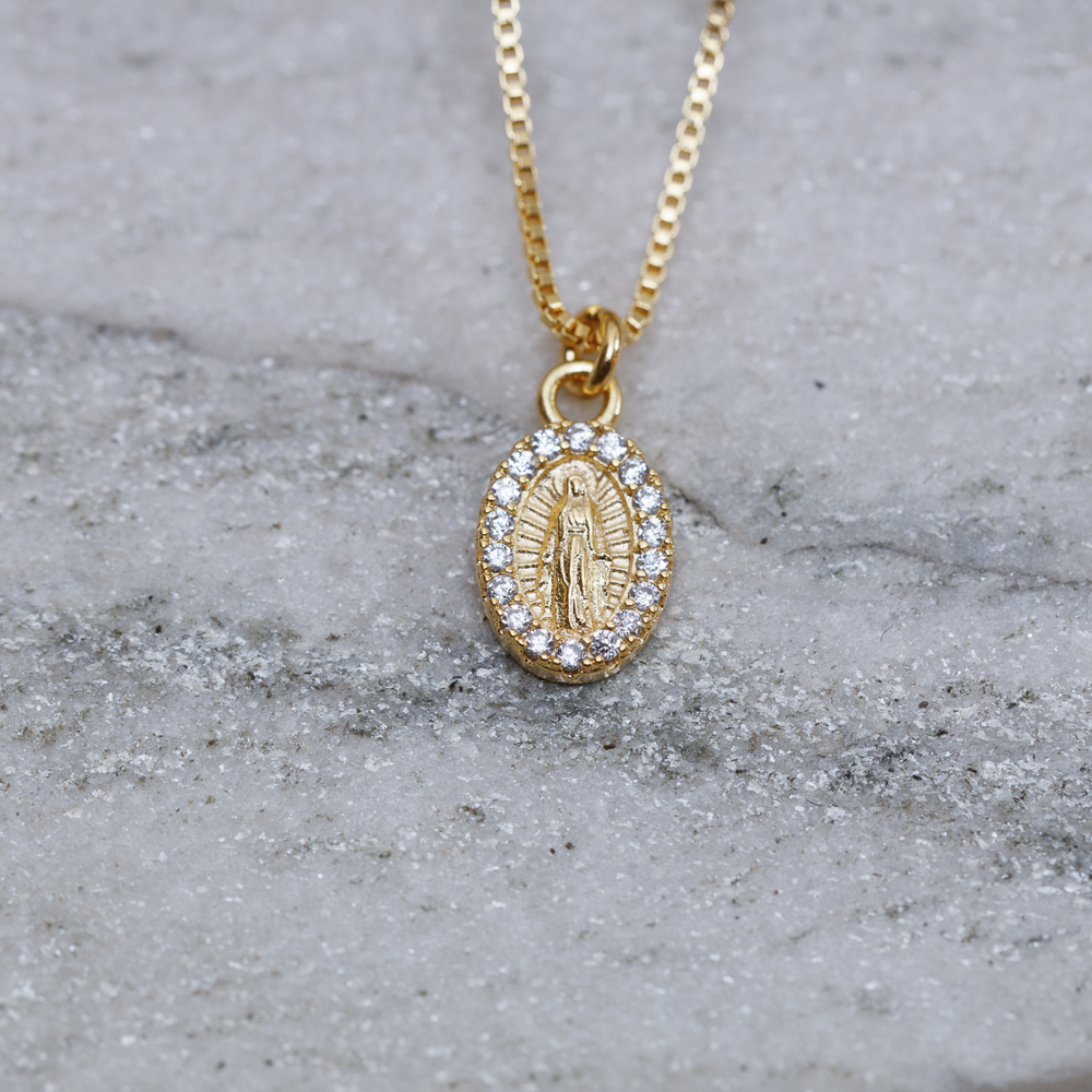 COLAR MEDALHA P NOSSA SENHORA CRISTAL BANHO OURO 18K
