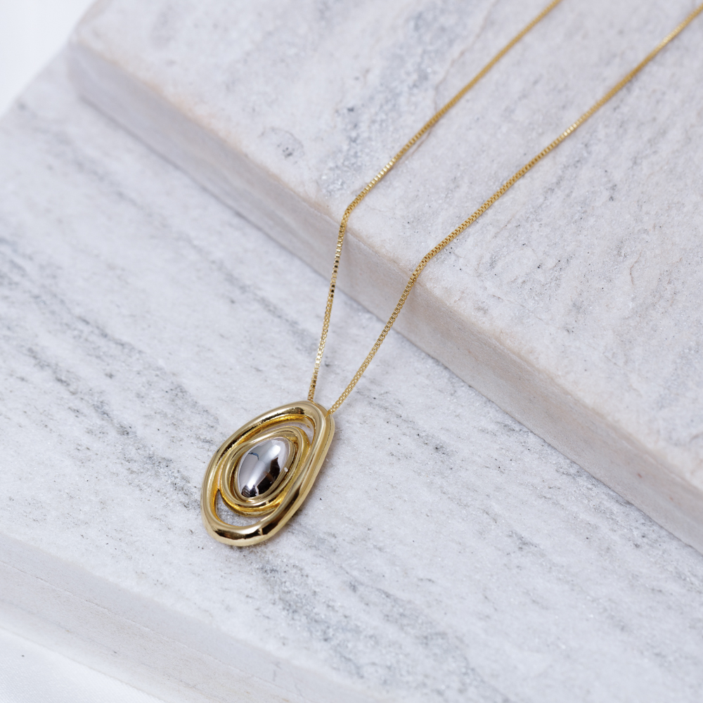 COLAR ORGÂNICO COM RÓDIO BRANCO E BANHO OURO 18K