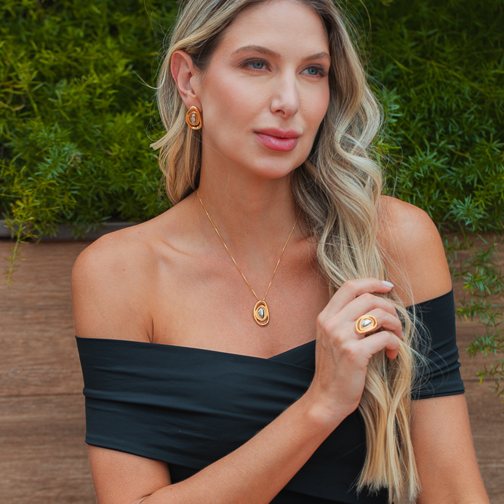 COLAR ORGÂNICO COM RÓDIO BRANCO E BANHO OURO 18K