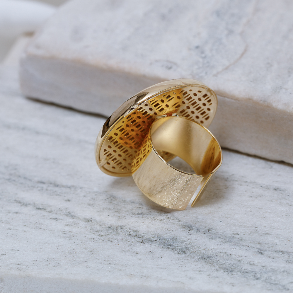 ANEL GRANDE REDONDO LISO BANHO OURO 18K