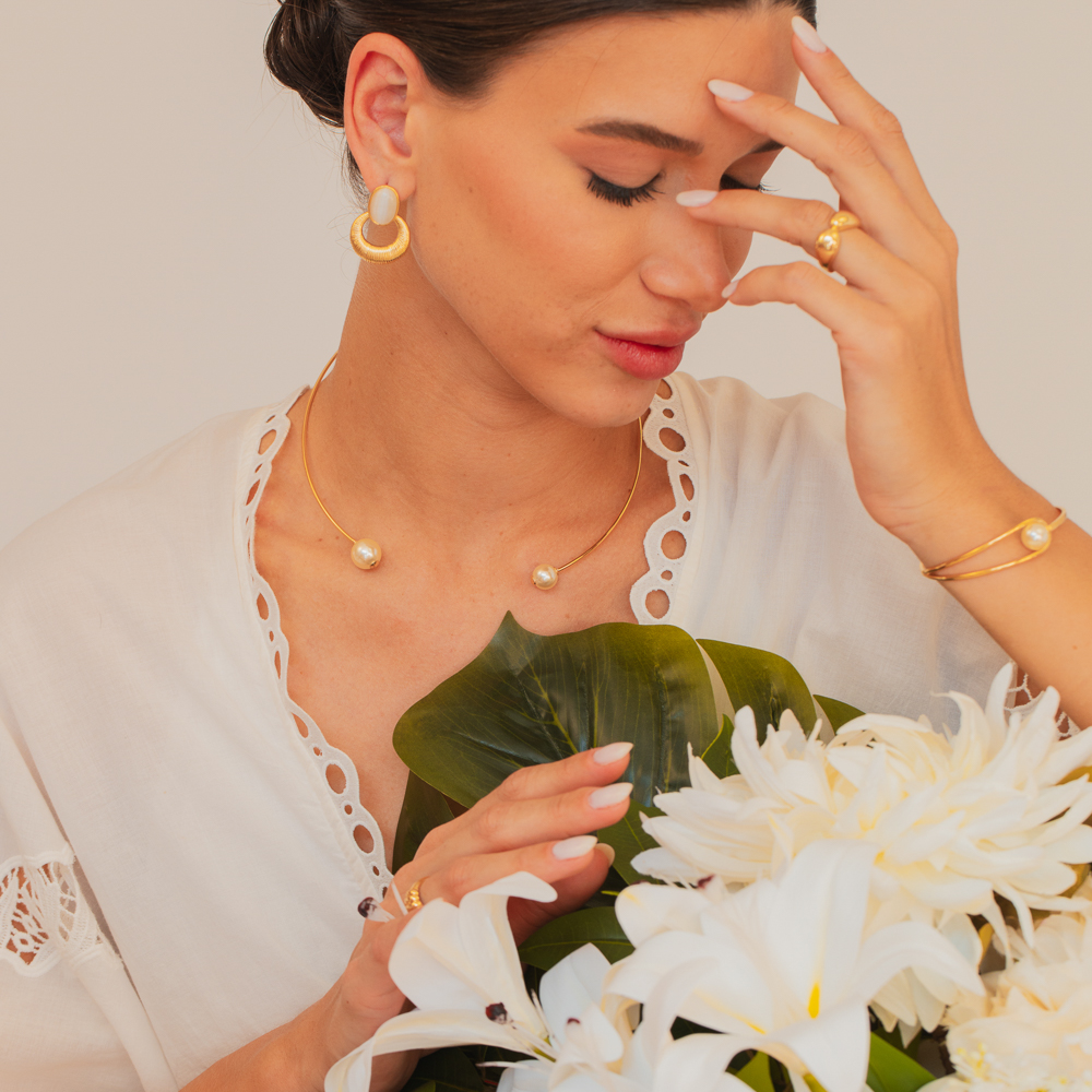 CAOLAR ARO FLOR DE ANGÉLICA BANHO OURO 18K