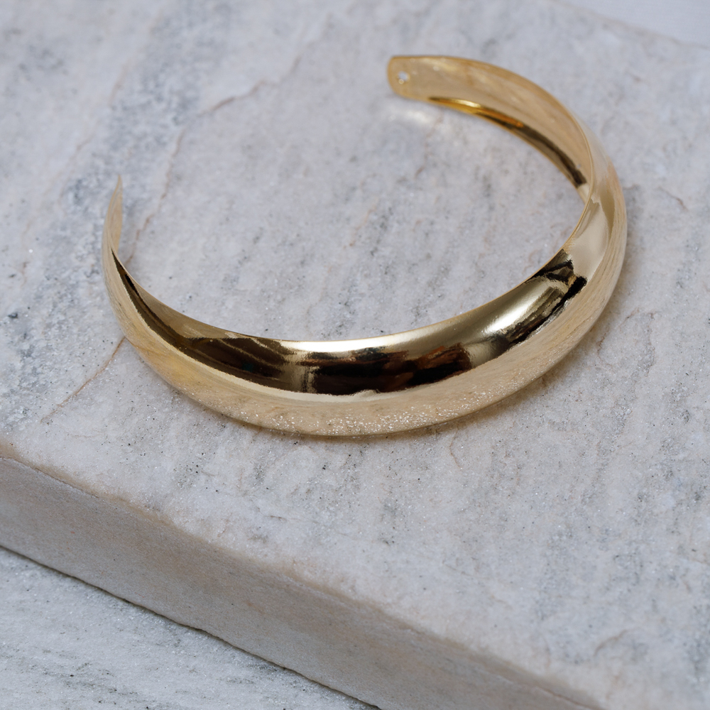 BRACELETE FLOR DE ANTÚRIO BANHO OURO 18K