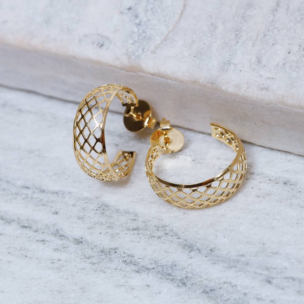 BRINCO ARGOLA RENDADA BANHO OURO 18K