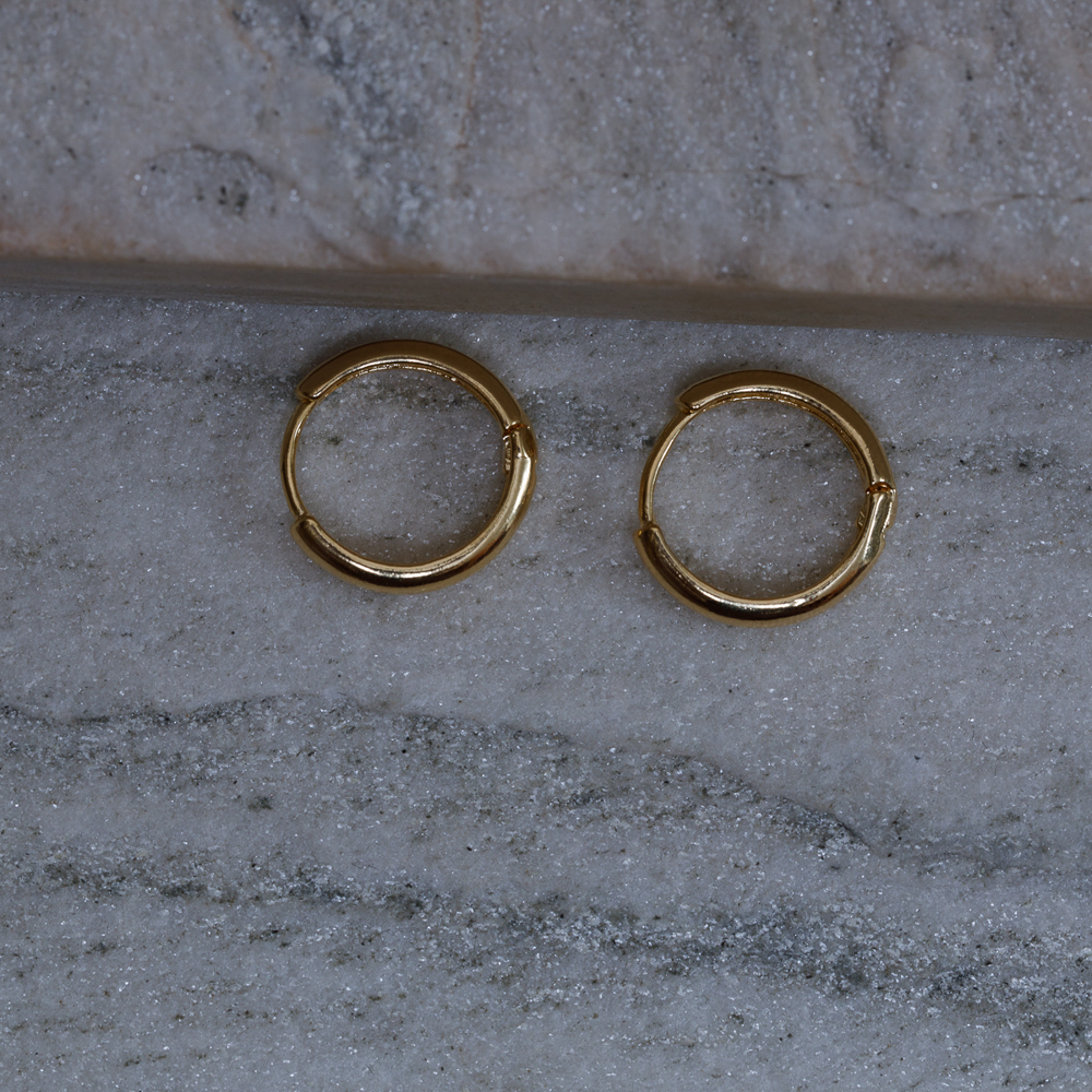 BRINCO ARGOLA M TRADICIONAL BANHO OURO 18K