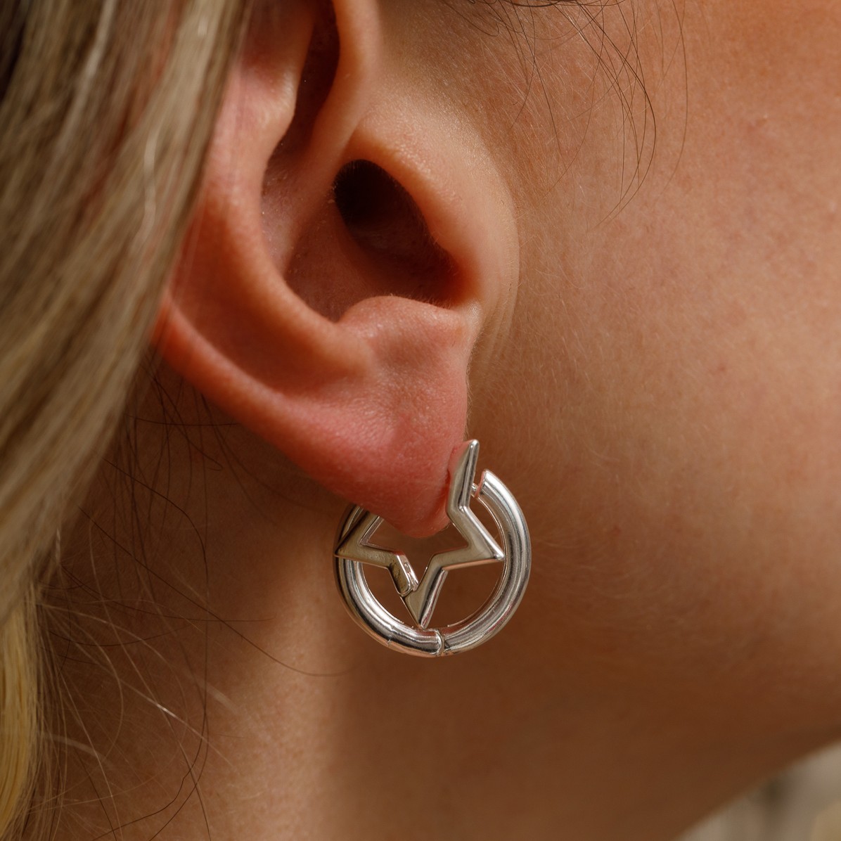 BRINCO ARGOLA M TRADICIONAL BANHO PRATA