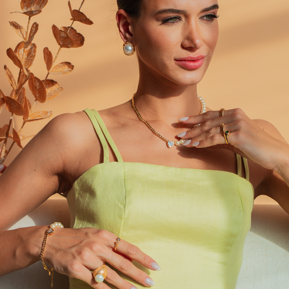 ANEL DEDINHO QUADRADO VERDE REGULÁVEL BANHO OURO 18K