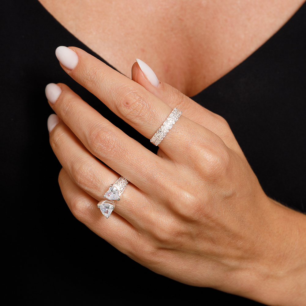 ANEL CORAÇÃO DUPLO PEDRA CRISTAL BANHO PRATA