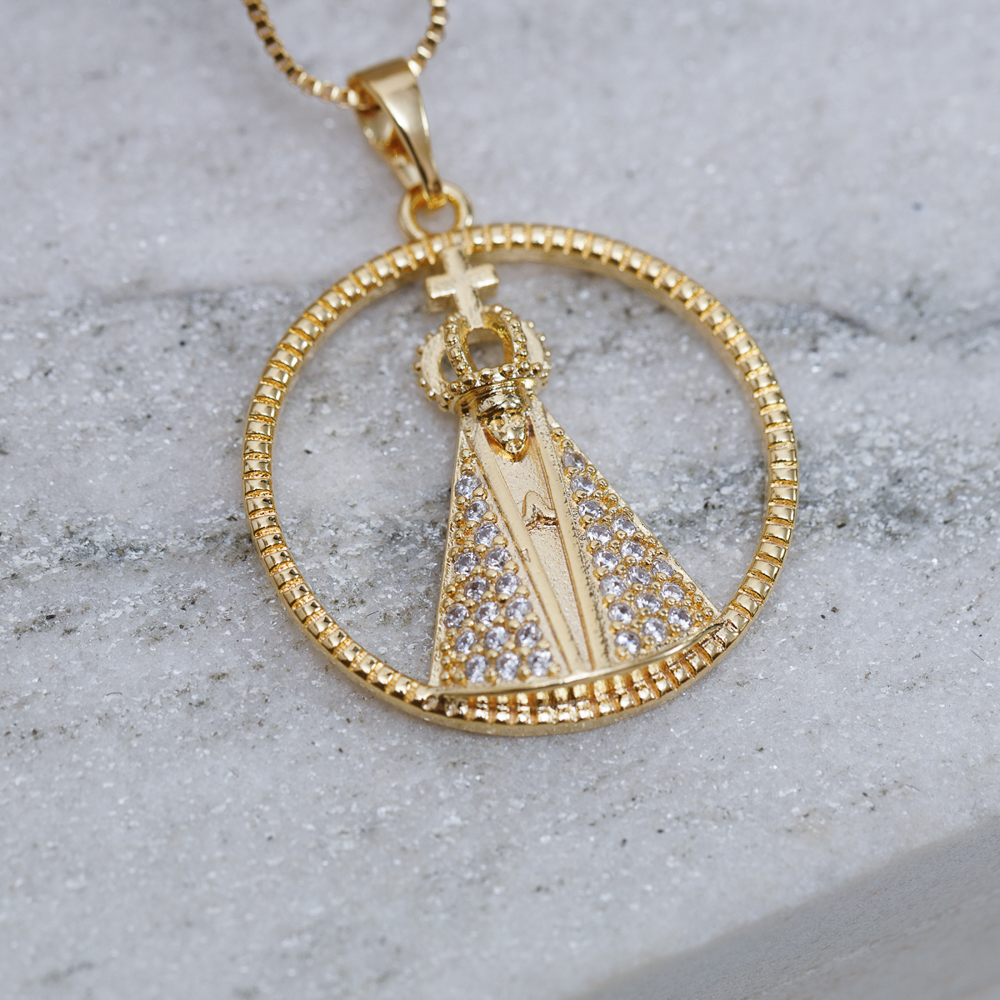 COLAR MEDALHA NOSSA SENHORA MANTO CRISTAL BANHO OURO 18K