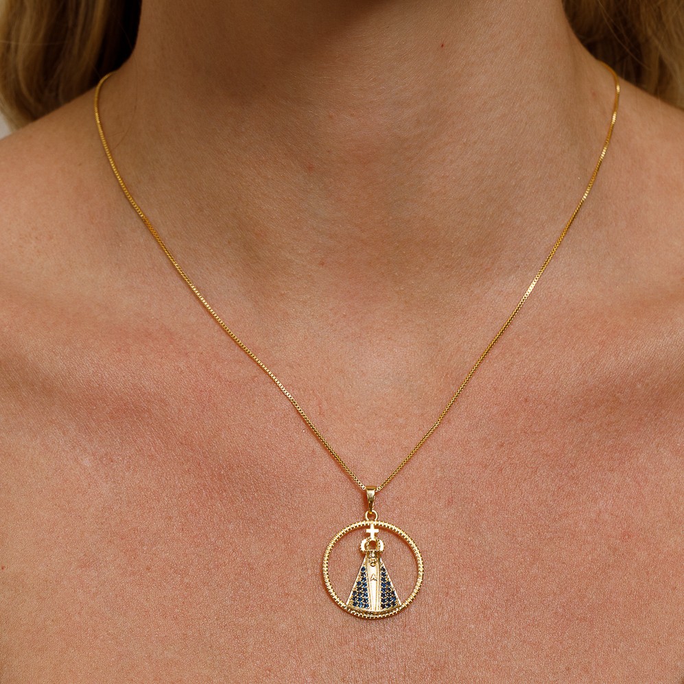 COLAR MEDALHA NOSSA SENHORA MANTO AZUL BANHO OURO 18K