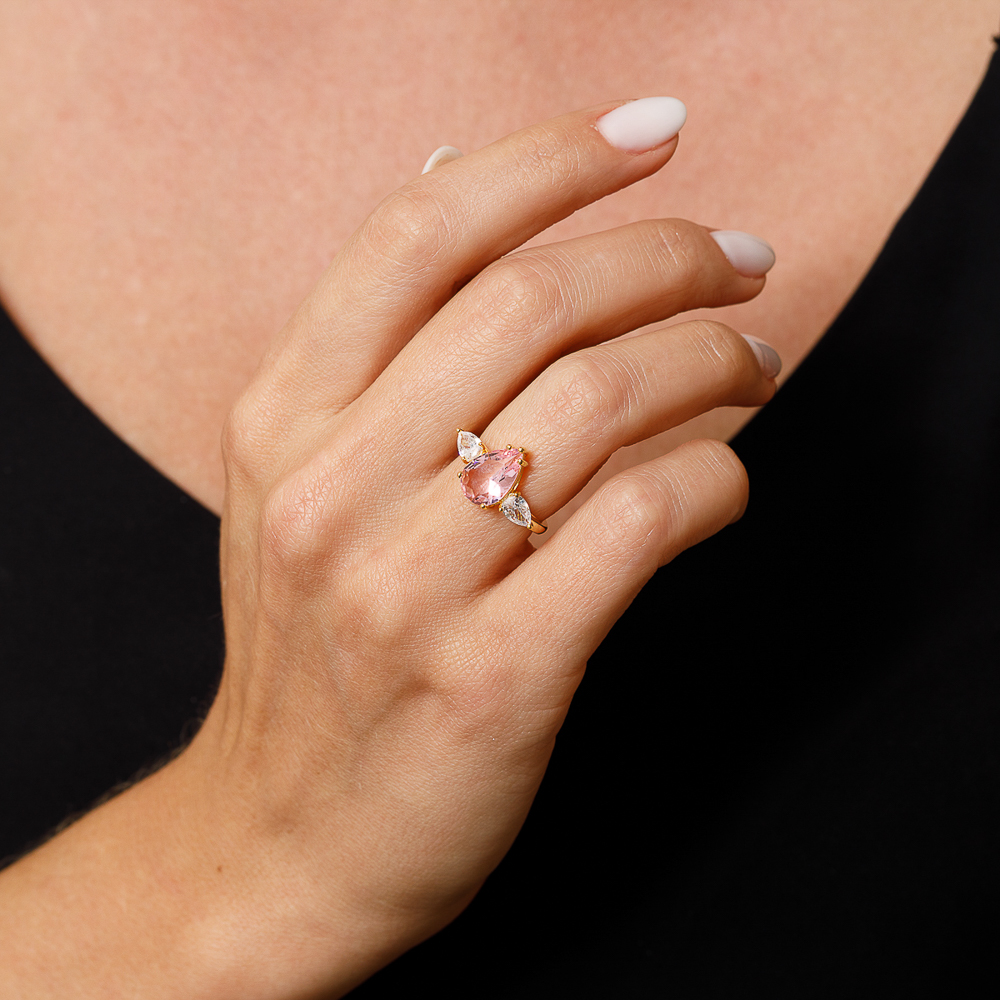 ANEL FORMATURA GOTA ROSA CLARO BANHO OURO 18K