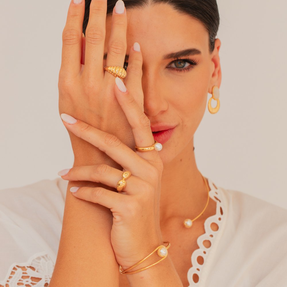 ANEL GOTAS DUPLAS LISAS BANHO OURO 18K