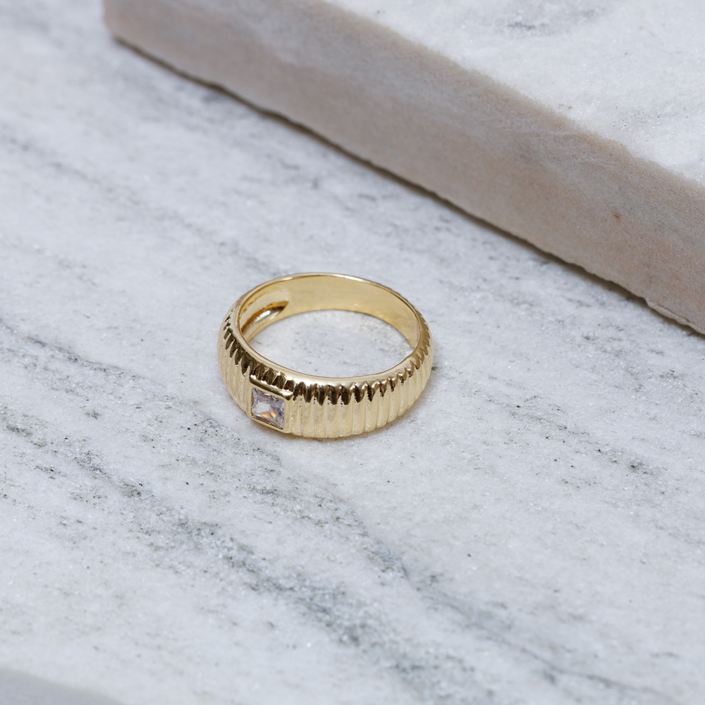 ANEL CARACOL COM PONTO DE LUZ QUADRADO BANHO OURO 18K