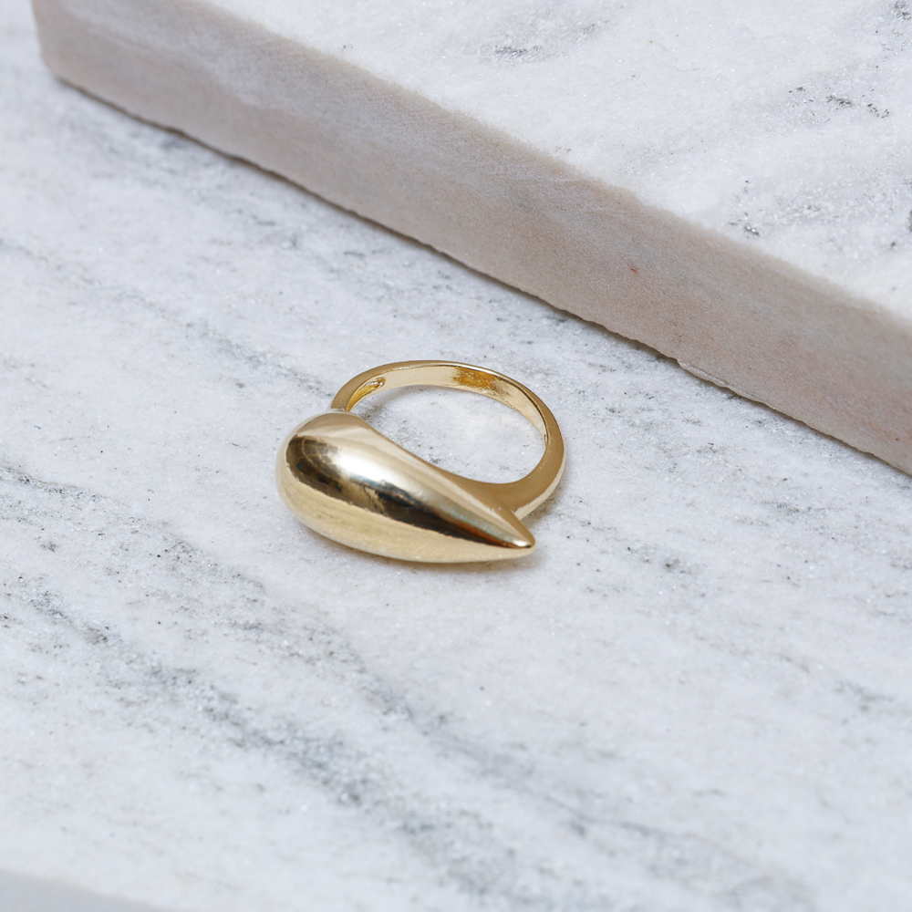 ANEL GOTA OCA ABAULADA BANHO OURO 18K