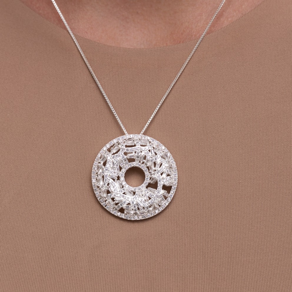 COLAR DONUT COM ZIRCÔNIAS CRISTAIS BANHO PRATA