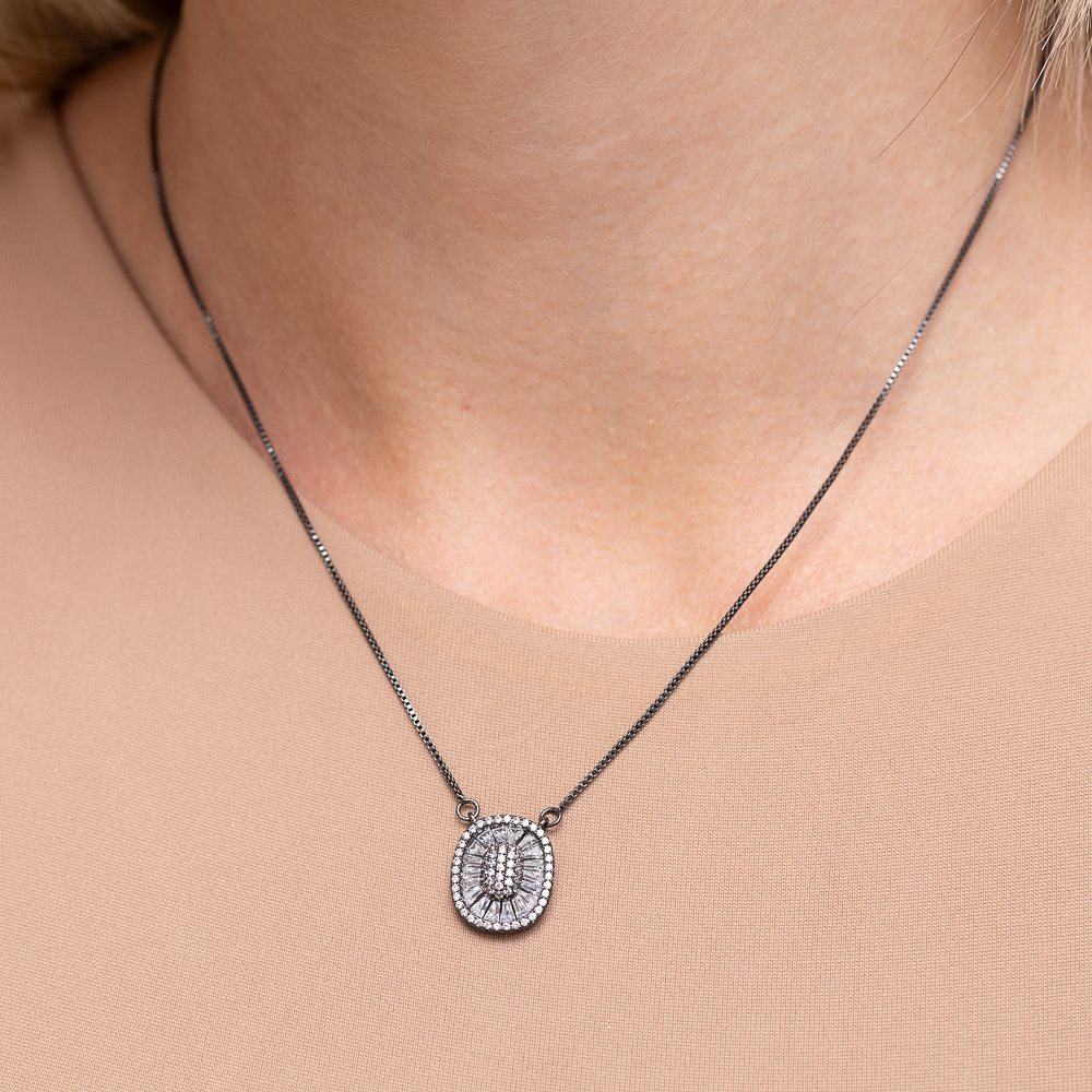 COLAR MANDALA QUADRADA BANHO RÓDIO NEGRO