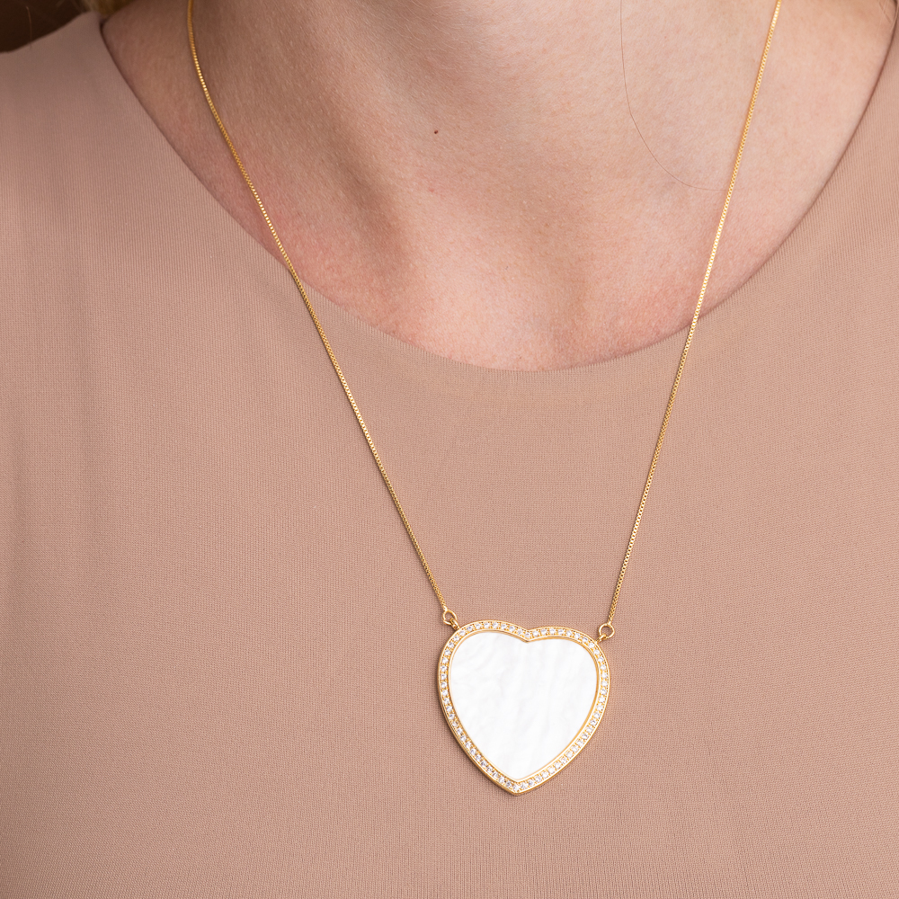 COLAR CORAÇÃO MADRE PÉROLA COM ZIRCÔNIAS BANHO OURO 18K
