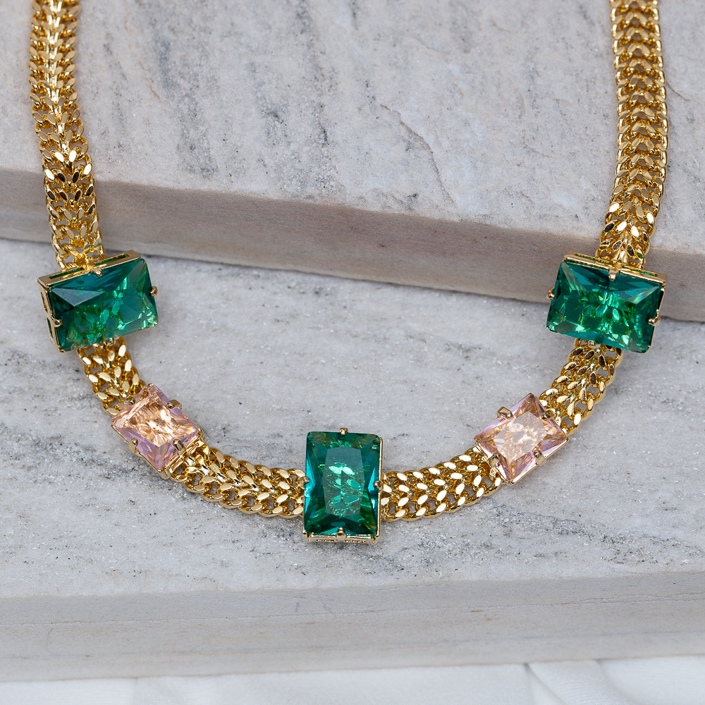 COLAR CORRENTE LACRAIA COM PEDRAS VERDE E ROSA CLARO BANHO OURO 18K