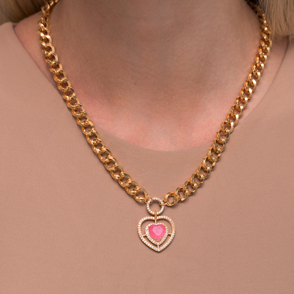 COLAR GRUMET CORAÇÃO COM PEDRA ROSA IOGURTE BANHO OURO 18K