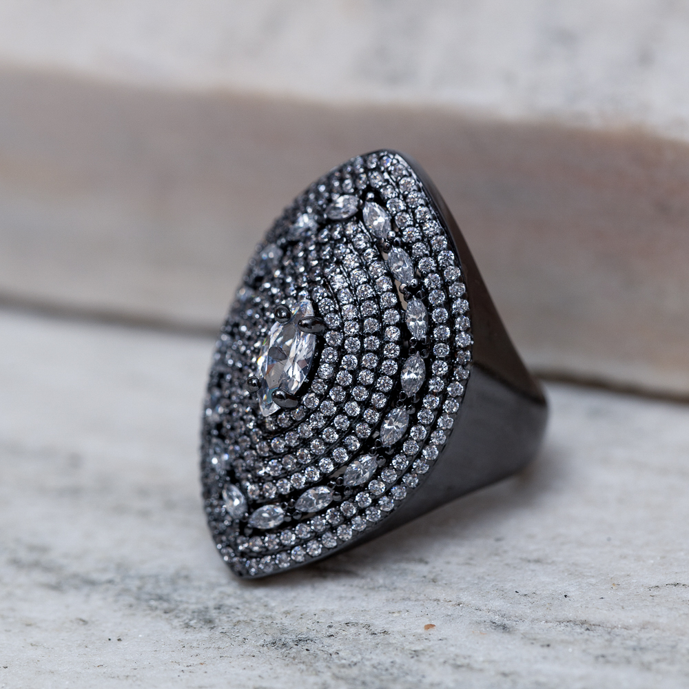 ANEL GOTA COM ZIRCÔNIAS CRISTAIS BANHO RÓDIO NEGRO