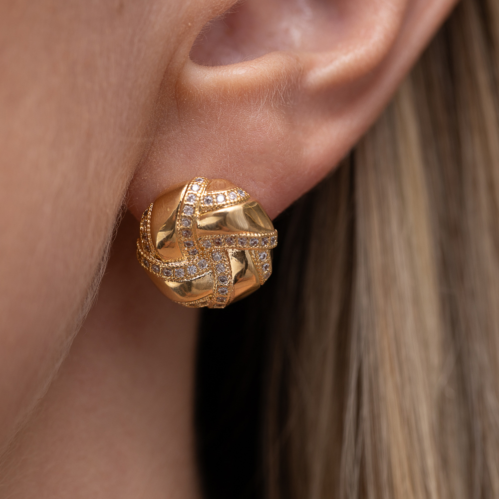 BRINCO NÓZINHO COM ZIRCÔNIAS BANHO OURO 18K